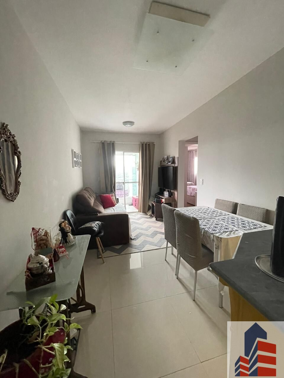 Apartamento à venda com 2 quartos, 55m² - Foto 1