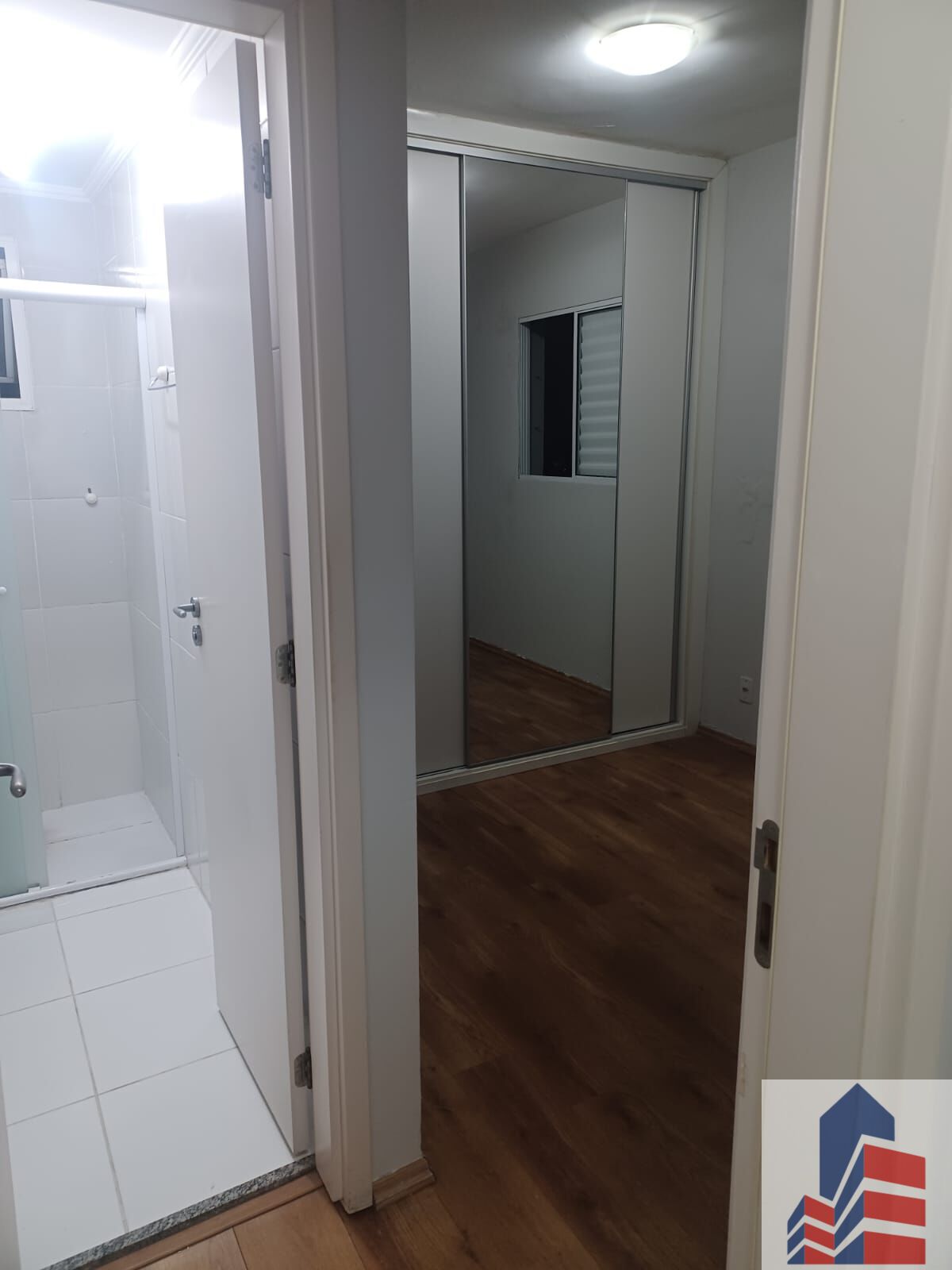 Apartamento à venda com 2 quartos, 55m² - Foto 3