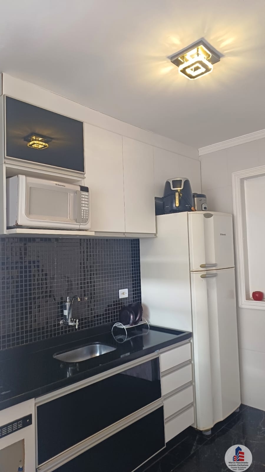 Apartamento à venda com 2 quartos, 55m² - Foto 3