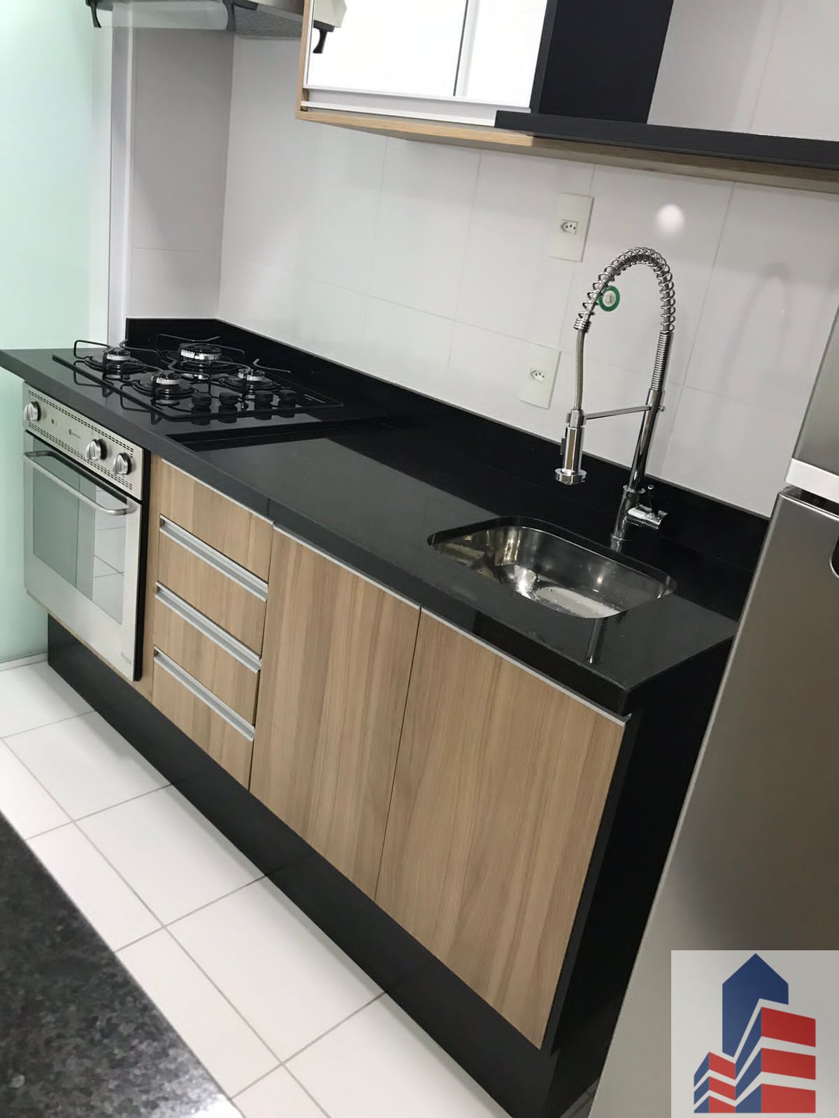 Apartamento à venda com 2 quartos, 68m² - Foto 7