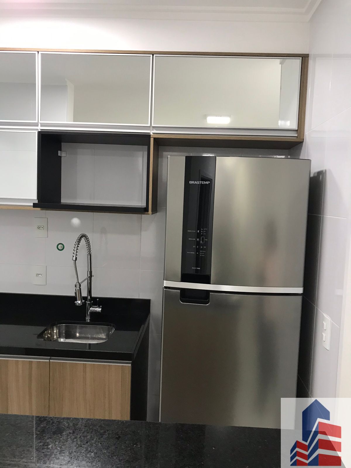 Apartamento à venda com 2 quartos, 68m² - Foto 10