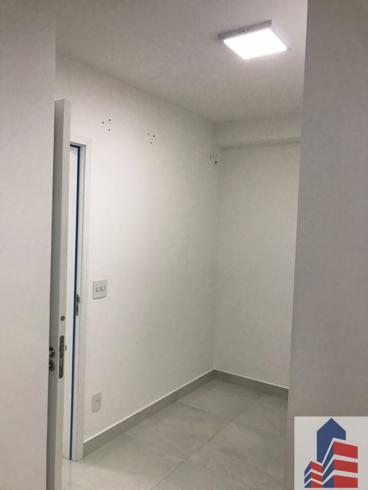 Apartamento à venda com 2 quartos, 68m² - Foto 13