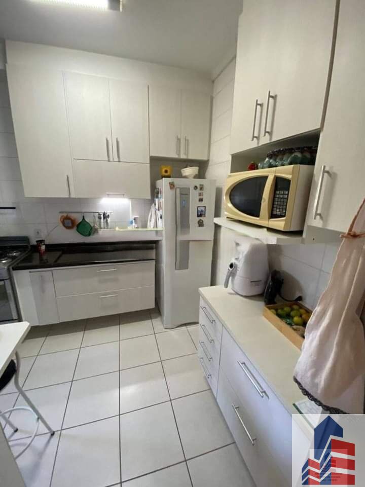 Apartamento à venda com 3 quartos, 76m² - Foto 7