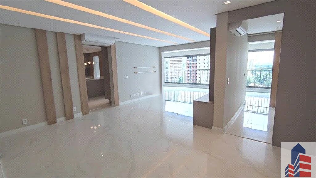 Apartamento à venda com 3 quartos, 154m² - Foto 1