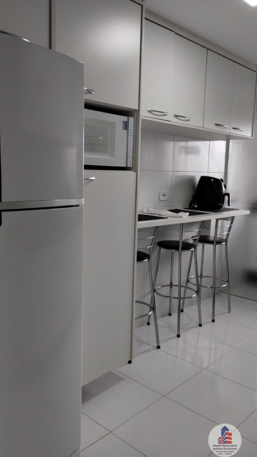 Apartamento à venda com 2 quartos, 63m² - Foto 8