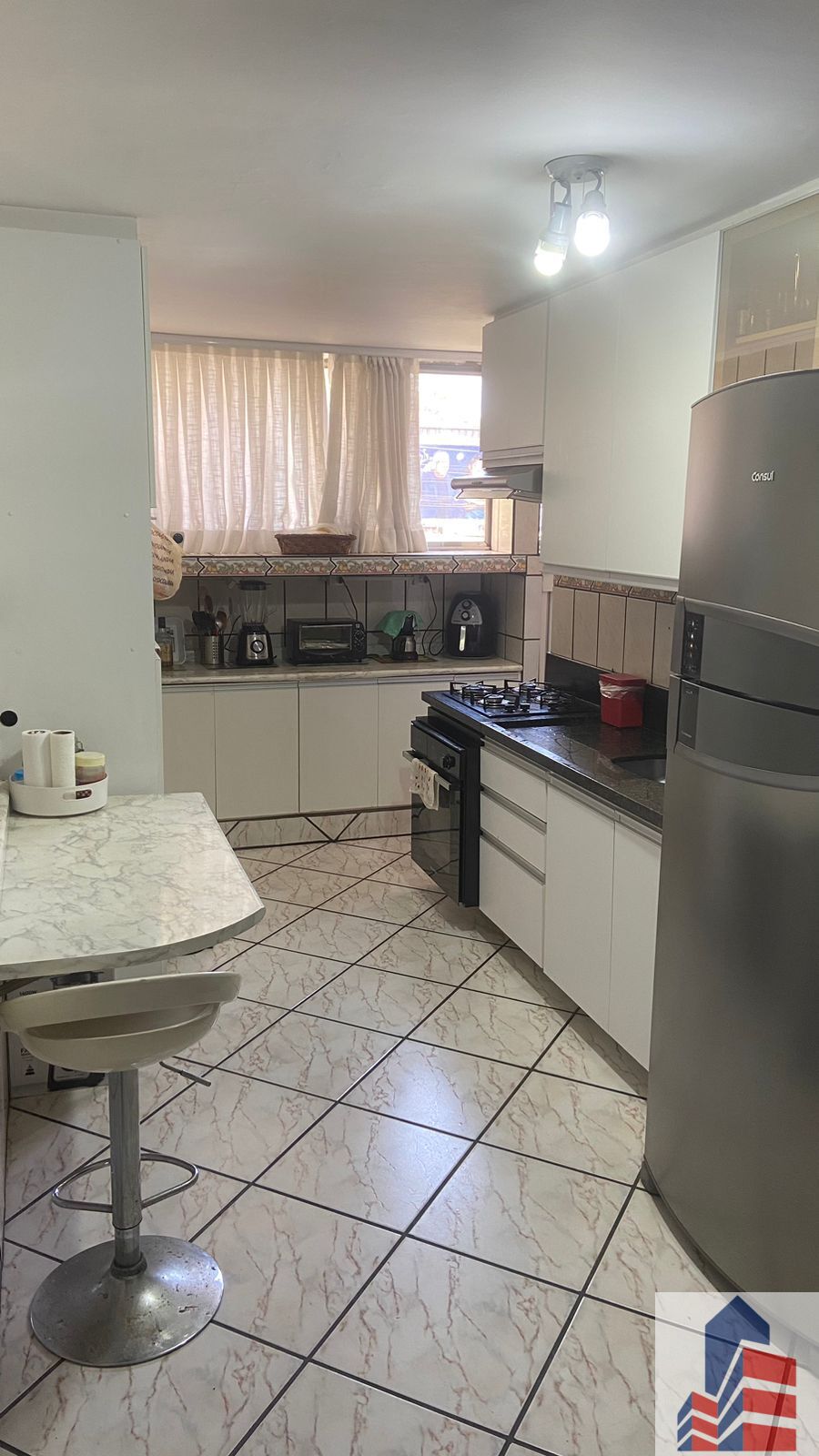 Apartamento à venda com 2 quartos, 64m² - Foto 4