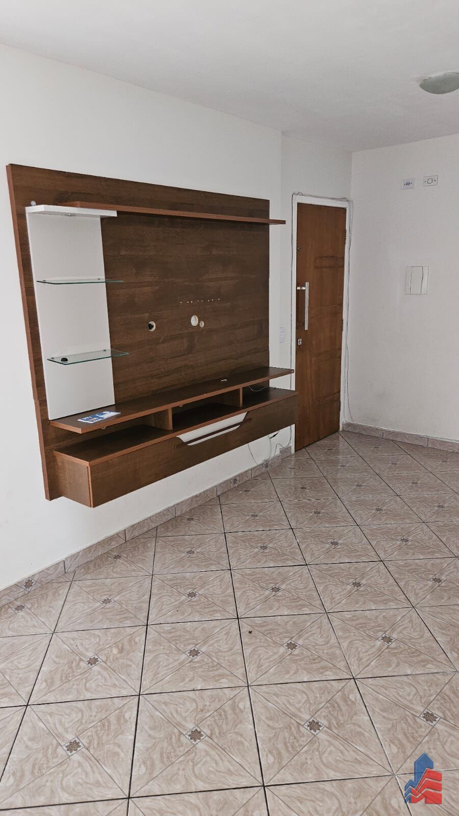 Apartamento à venda com 2 quartos, 65m² - Foto 2