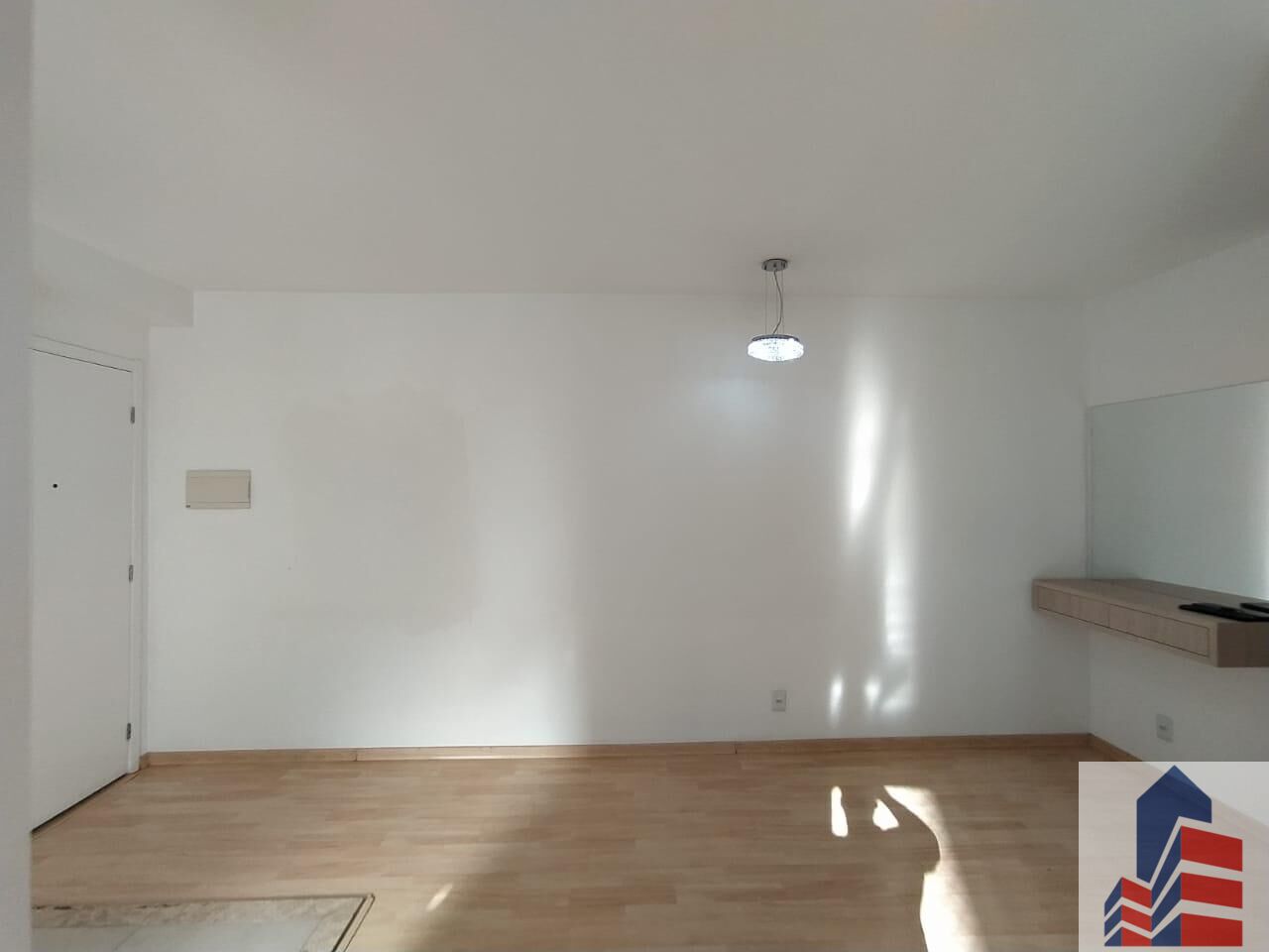 Apartamento à venda com 2 quartos, 50m² - Foto 3