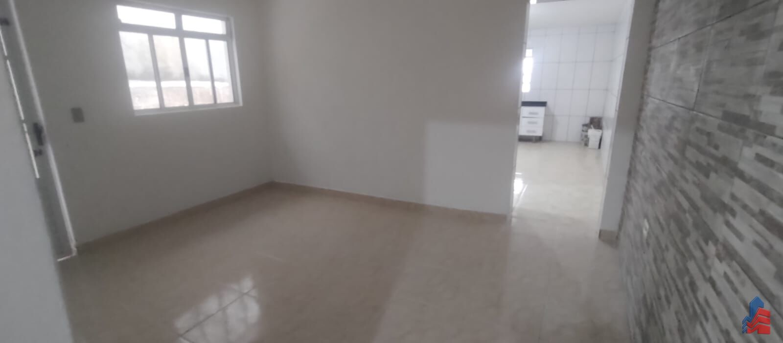 Casa à venda com 2 quartos, 70m² - Foto 5