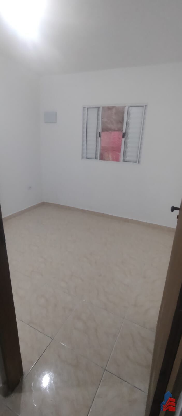 Casa à venda com 2 quartos, 70m² - Foto 10