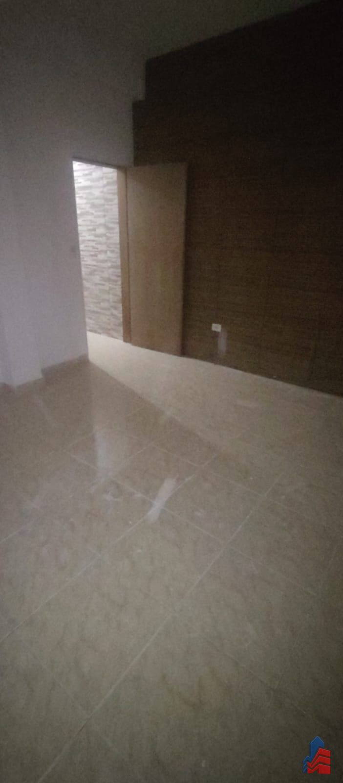 Casa à venda com 2 quartos, 70m² - Foto 8