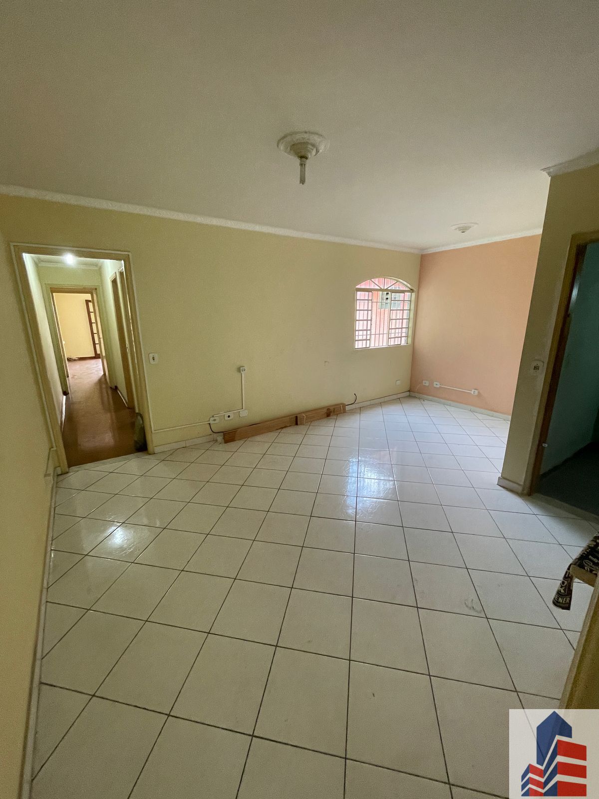 Apartamento à venda com 2 quartos, 148m² - Foto 2