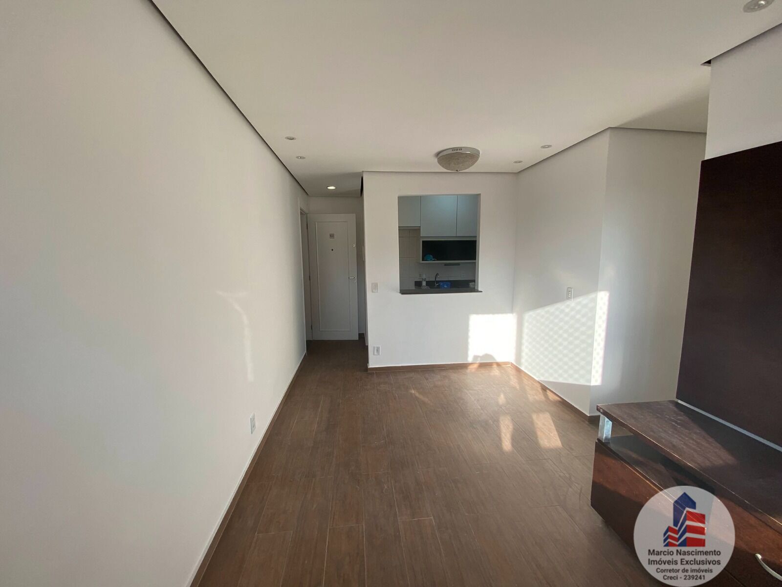 Apartamento à venda com 2 quartos, 45m² - Foto 3