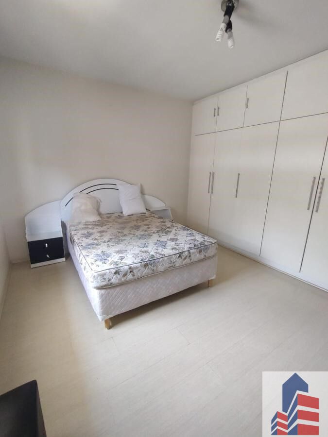 Sobrado à venda com 3 quartos, 225m² - Foto 11