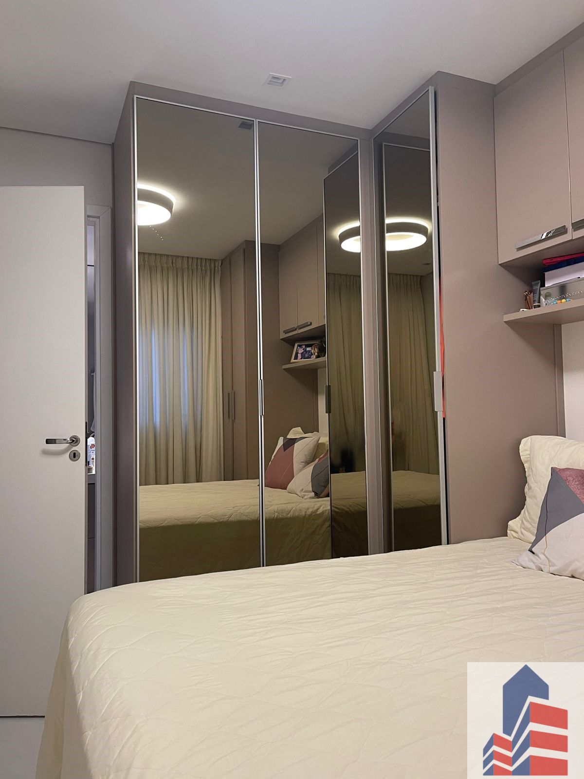 Apartamento à venda com 2 quartos, 57m² - Foto 7