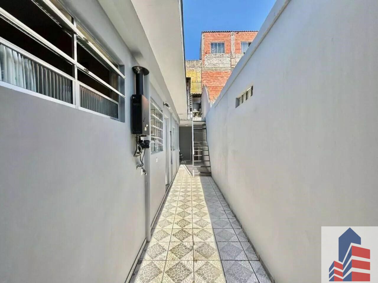 Casa à venda com 3 quartos, 110m² - Foto 14