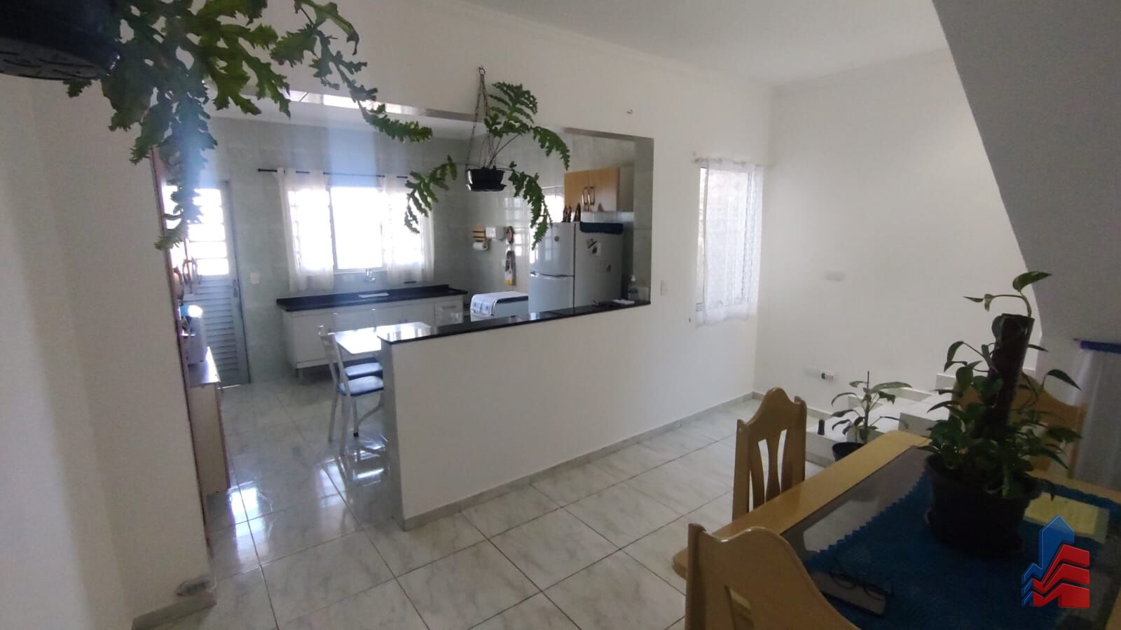 Sobrado, 3 quartos, 202 m² - Foto 2