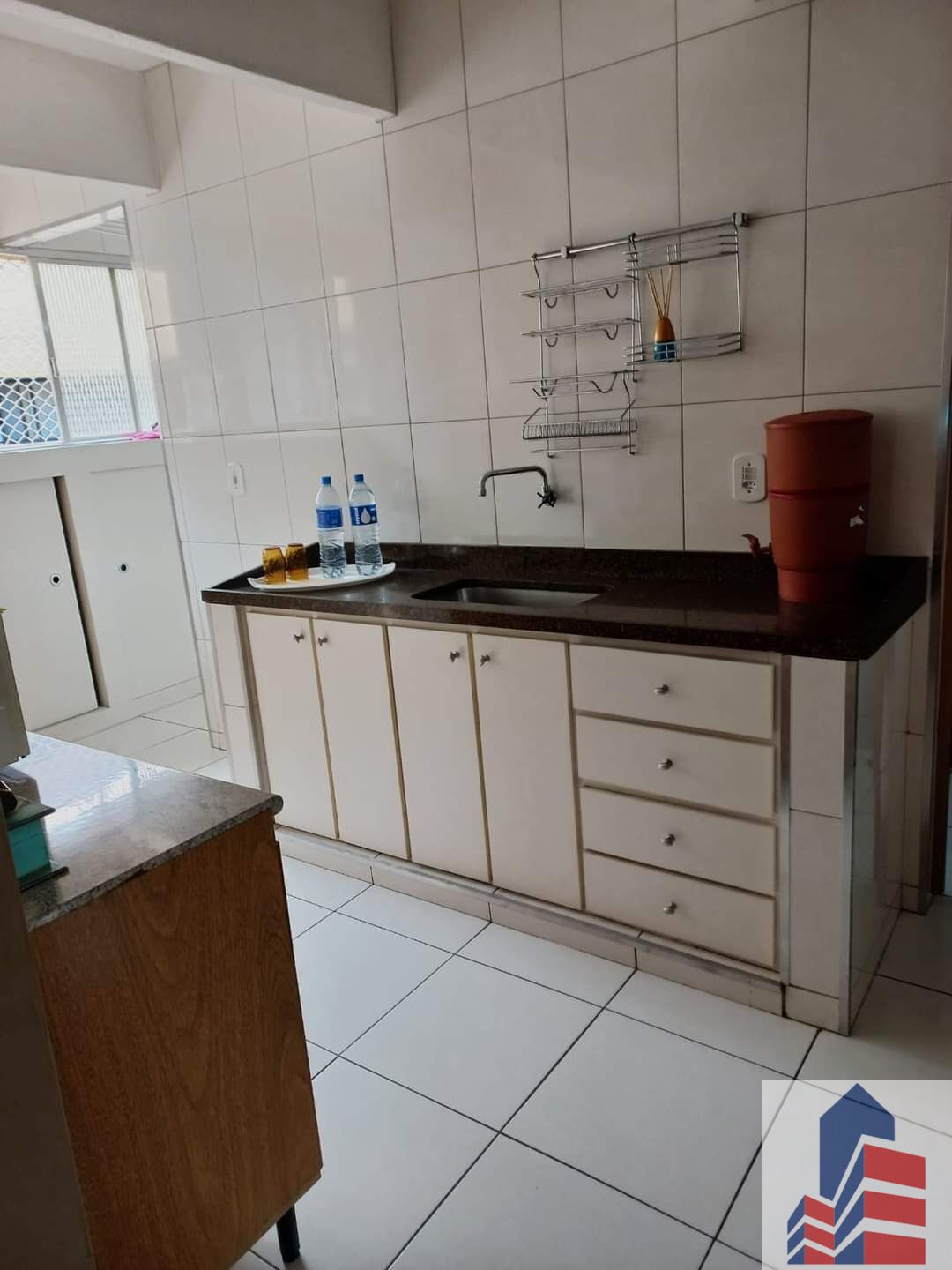 Apartamento à venda com 3 quartos, 64m² - Foto 7