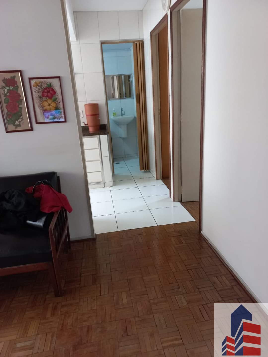 Apartamento à venda com 3 quartos, 64m² - Foto 4