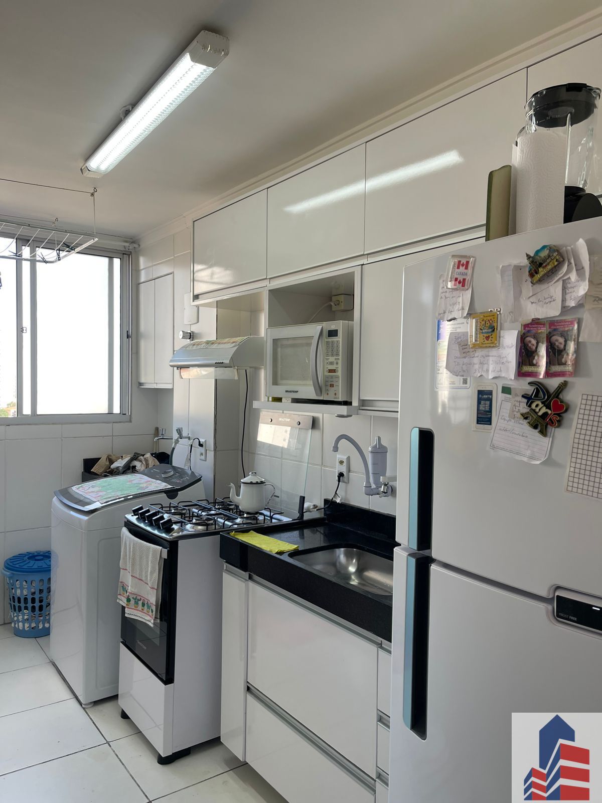 Apartamento à venda com 2 quartos, 50m² - Foto 2