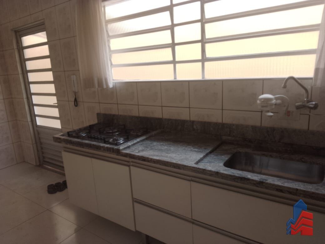 Casa, 4 quartos, 200 m² - Foto 4