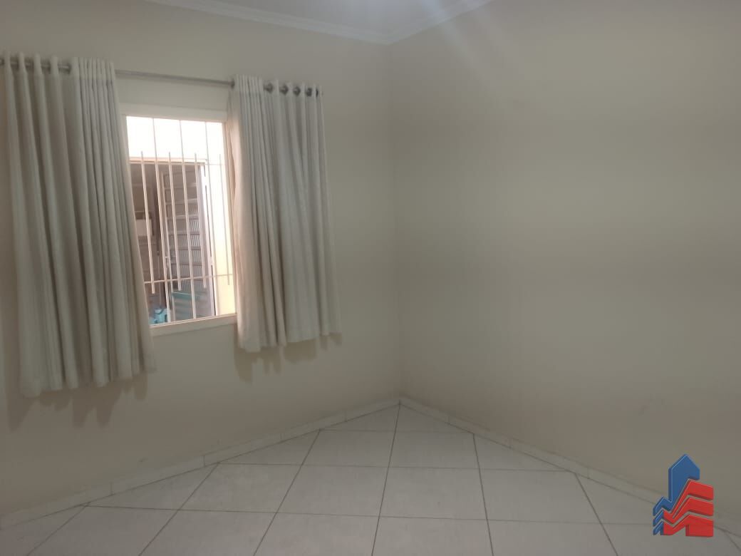 Casa, 4 quartos, 200 m² - Foto 5
