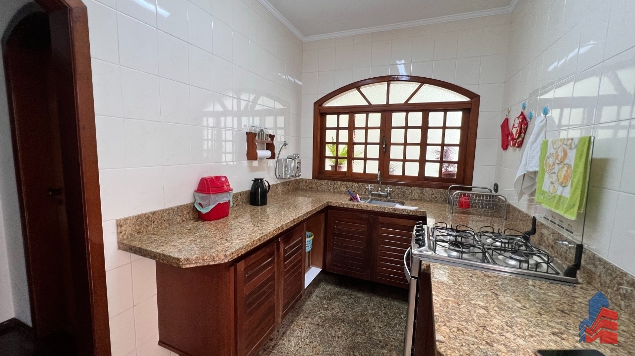 Sobrado, 3 quartos, 217 m² - Foto 6