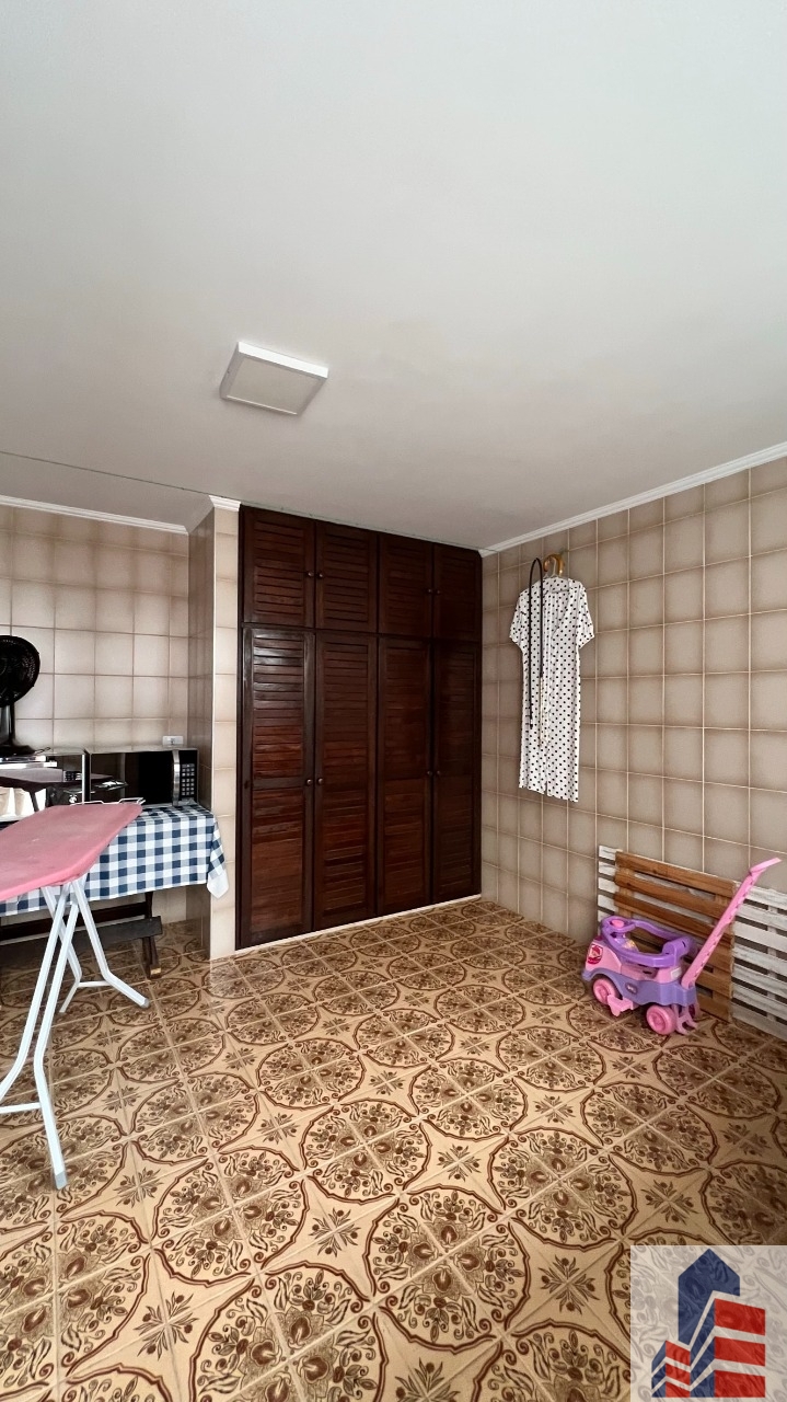 Sobrado à venda com 3 quartos, 217m² - Foto 24