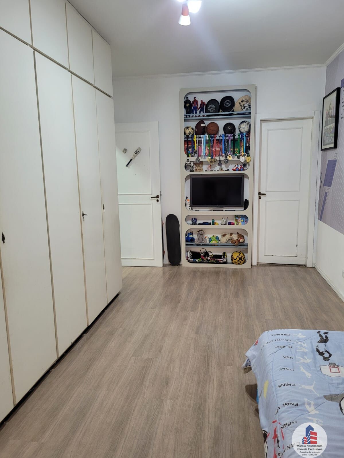 Casa à venda com 5 quartos, 300m² - Foto 12