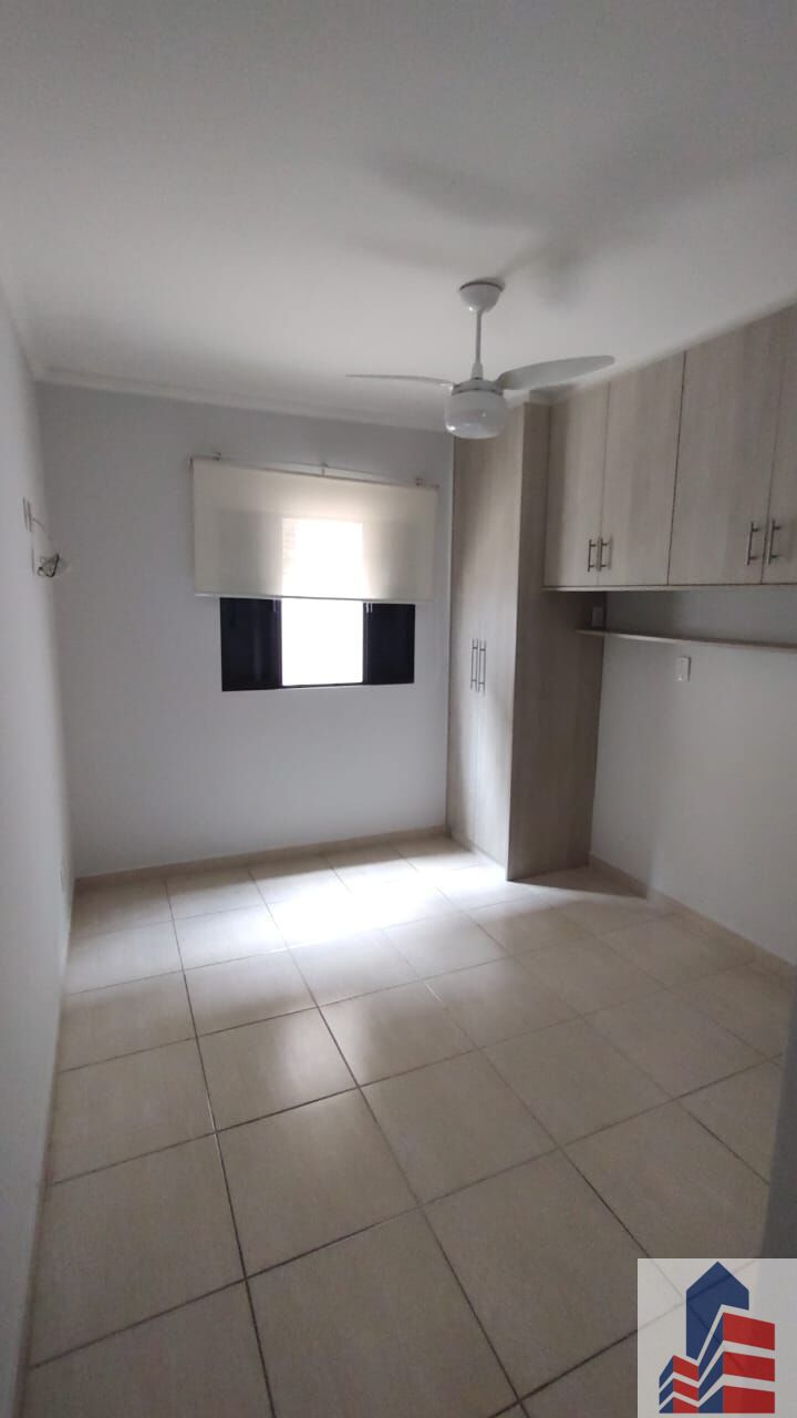 Casa à venda com 3 quartos, 157m² - Foto 7