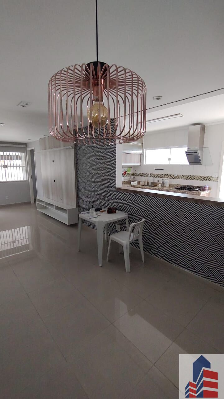 Casa à venda com 3 quartos, 157m² - Foto 3