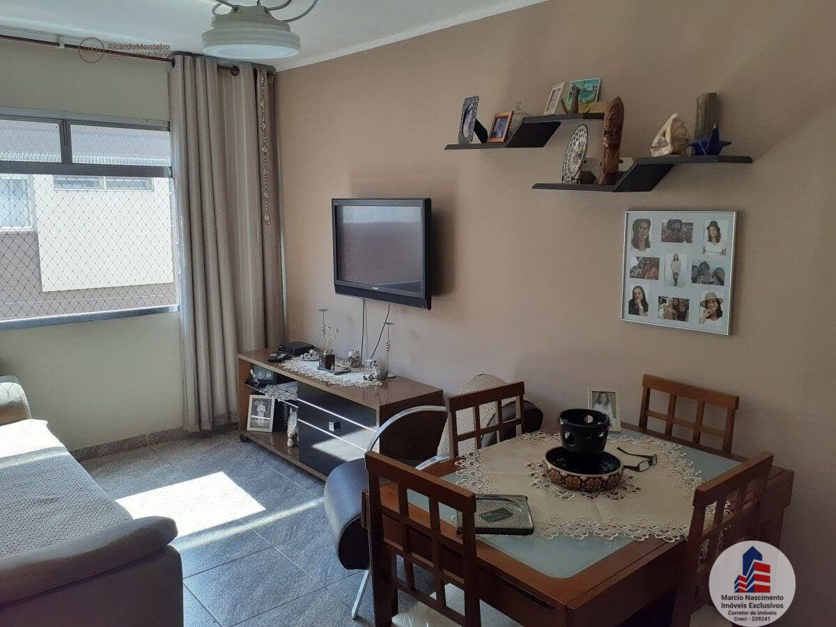 Apartamento à venda com 2 quartos, 69m² - Foto 3