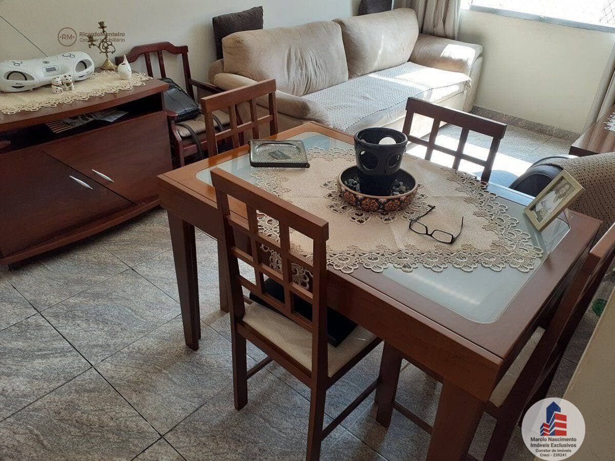 Apartamento à venda com 2 quartos, 69m² - Foto 4