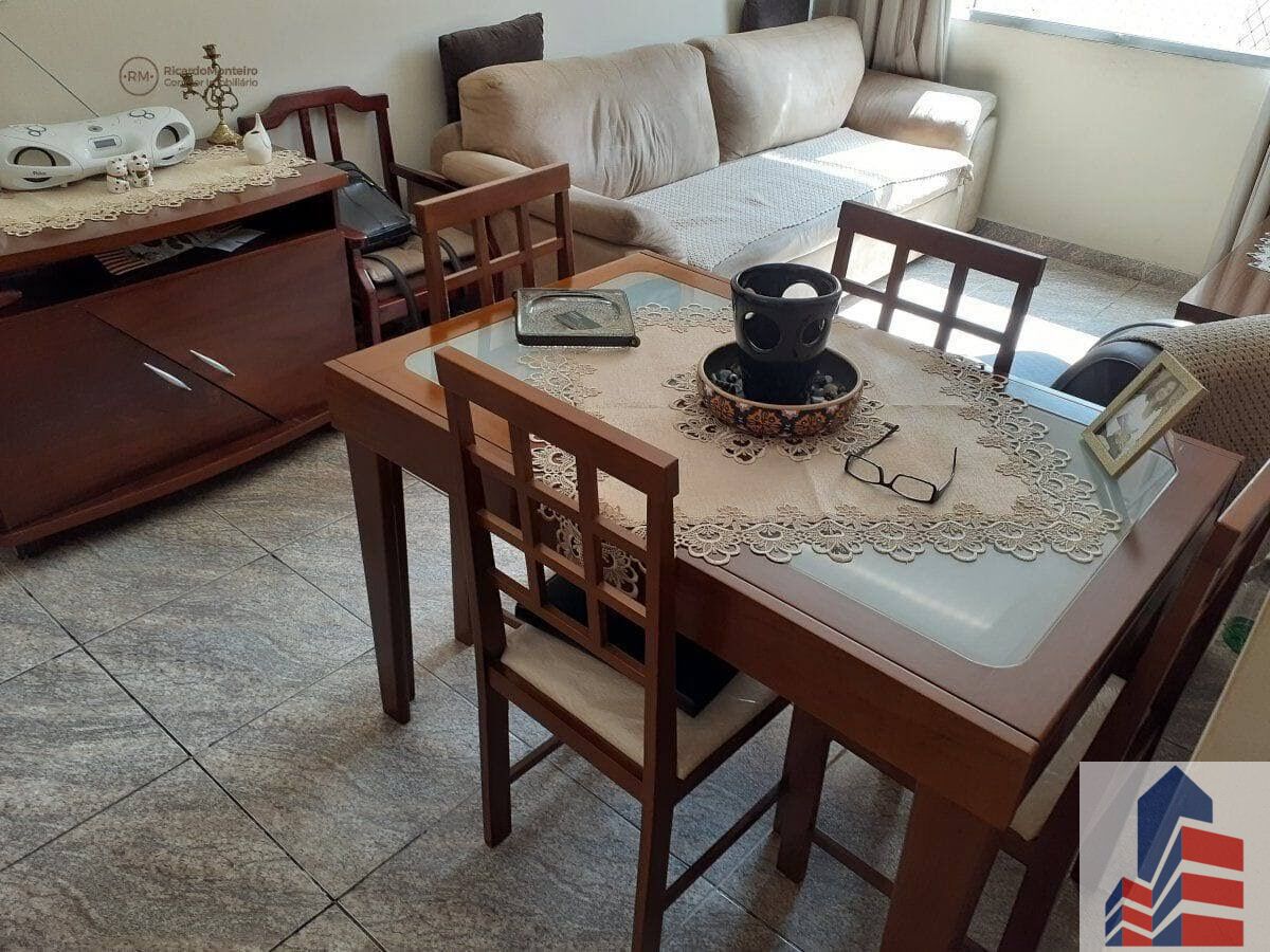 Apartamento à venda com 2 quartos, 69m² - Foto 4