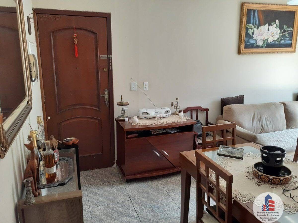 Apartamento à venda com 2 quartos, 69m² - Foto 1