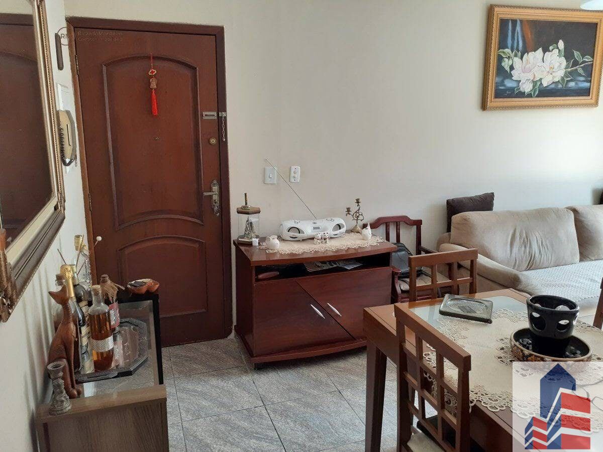 Apartamento à venda com 2 quartos, 69m² - Foto 2