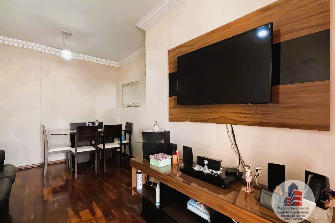 Apartamento à venda com 2 quartos, 63m² - Foto 1