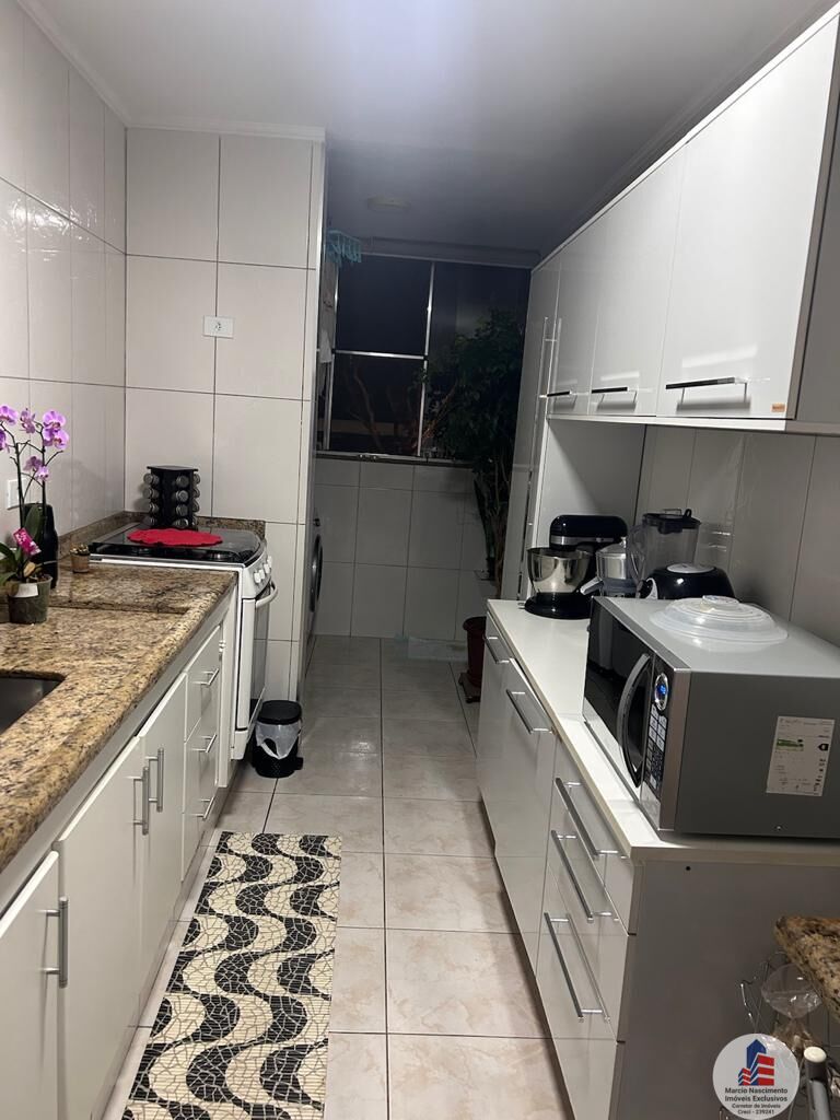 Apartamento à venda com 3 quartos, 83m² - Foto 4