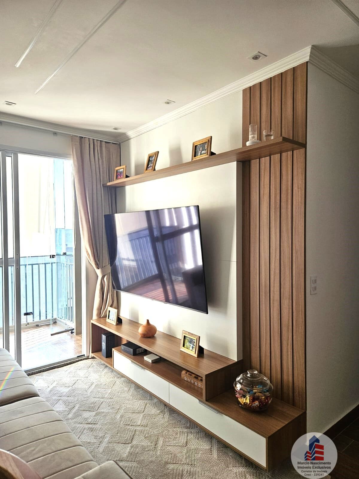 Apartamento à venda com 2 quartos, 58m² - Foto 2