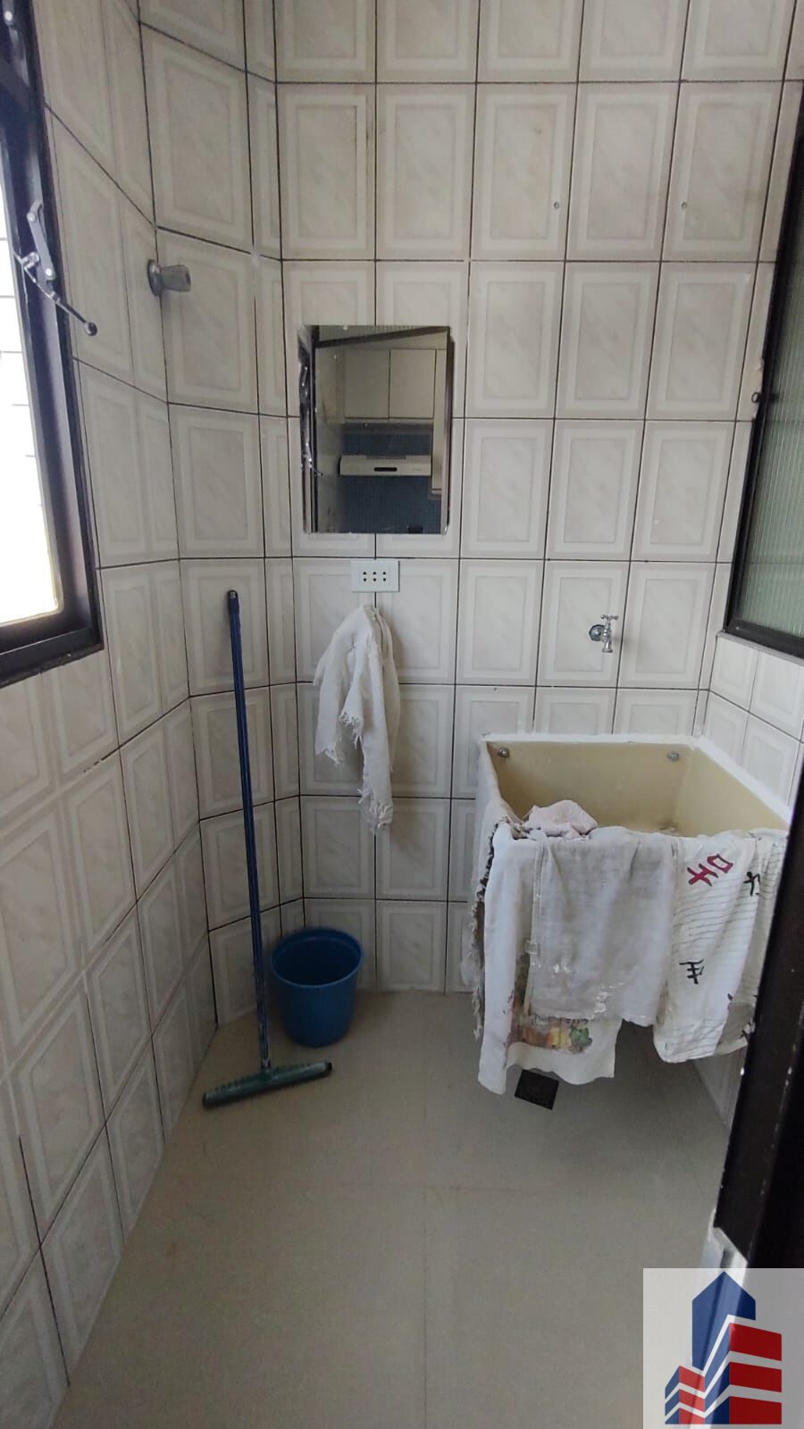 Apartamento à venda com 2 quartos, 75m² - Foto 5