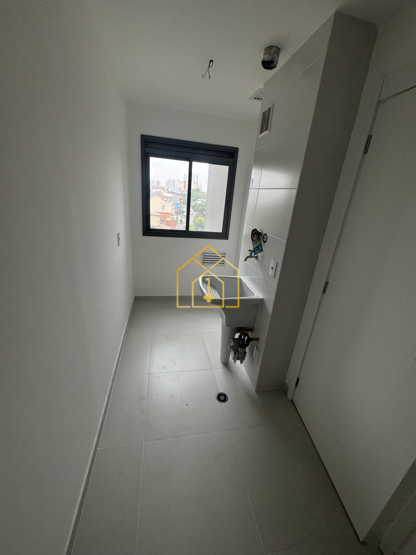 Apartamento à venda com 3 quartos, 165m² - Foto 9