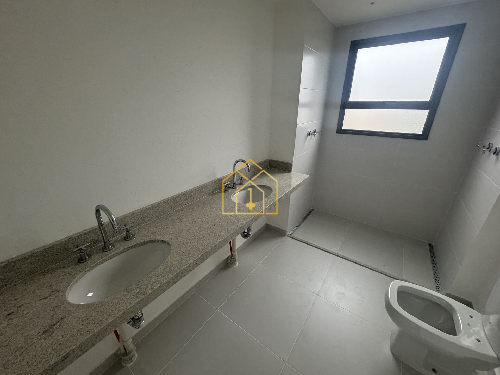 Apartamento à venda com 3 quartos, 165m² - Foto 21