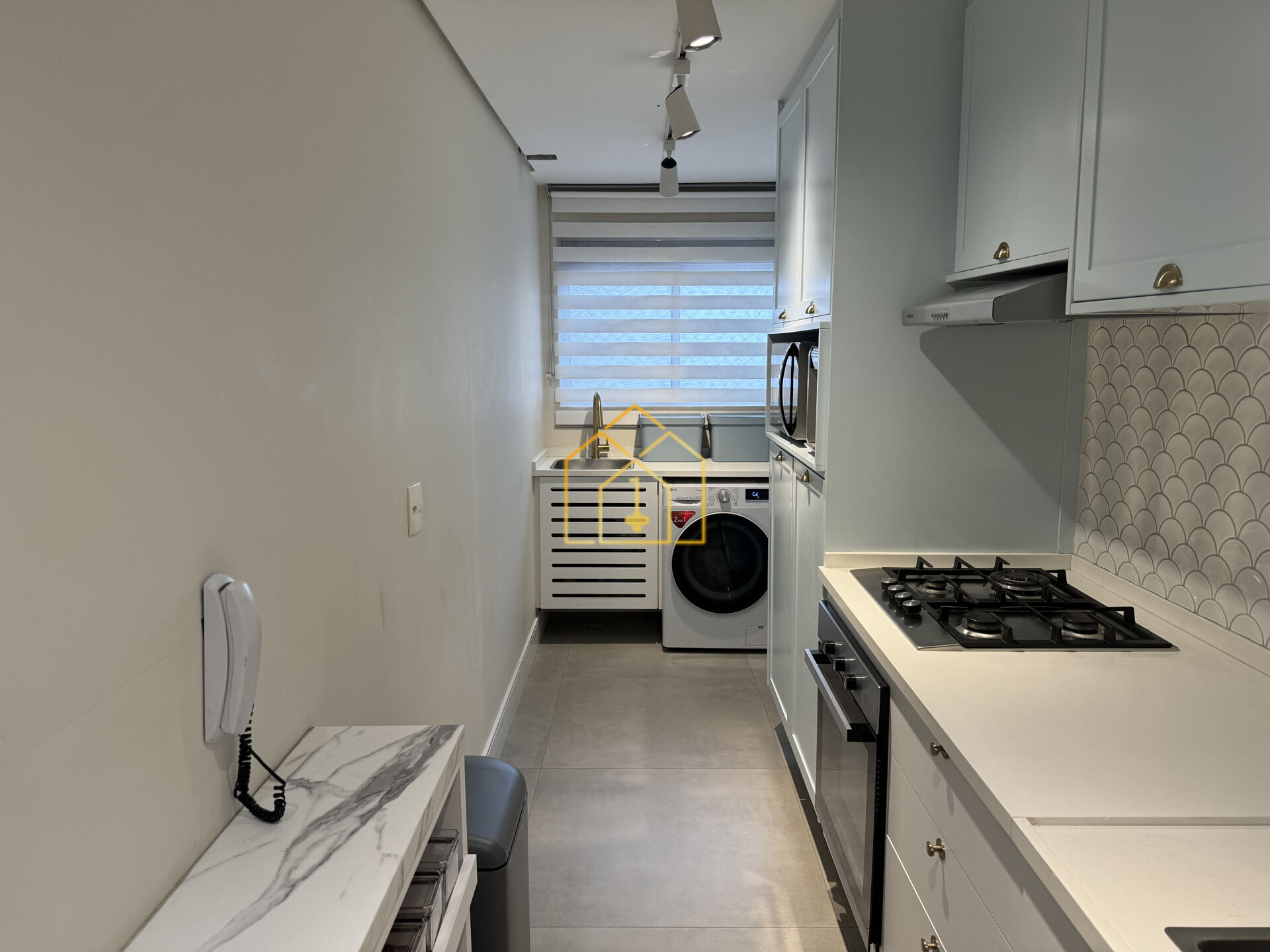 Apartamento à venda com 3 quartos, 115m² - Foto 4