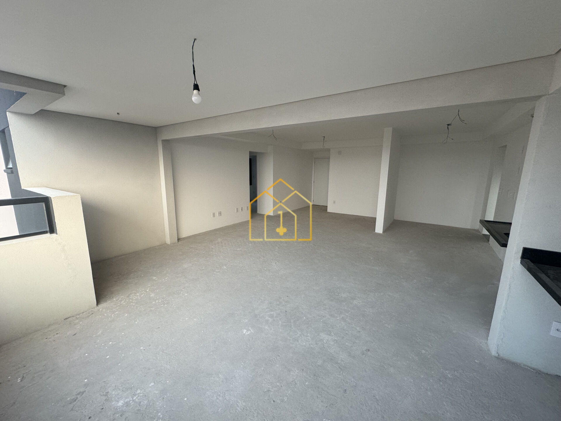 Apartamento à venda com 3 quartos, 125m² - Foto 4