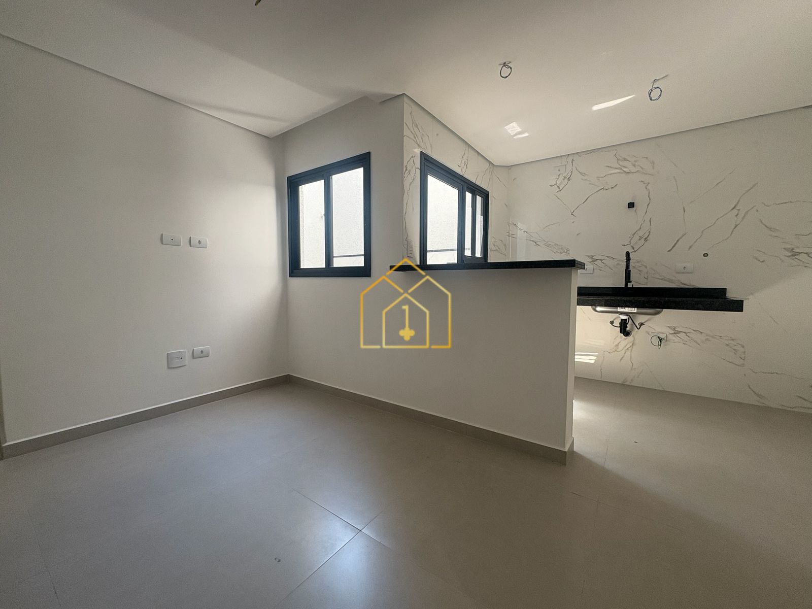 Apartamento à venda com 2 quartos, 56m² - Foto 1