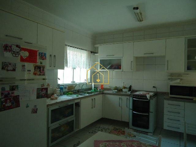 Sobrado, 4 quartos, 198 m² - Foto 4