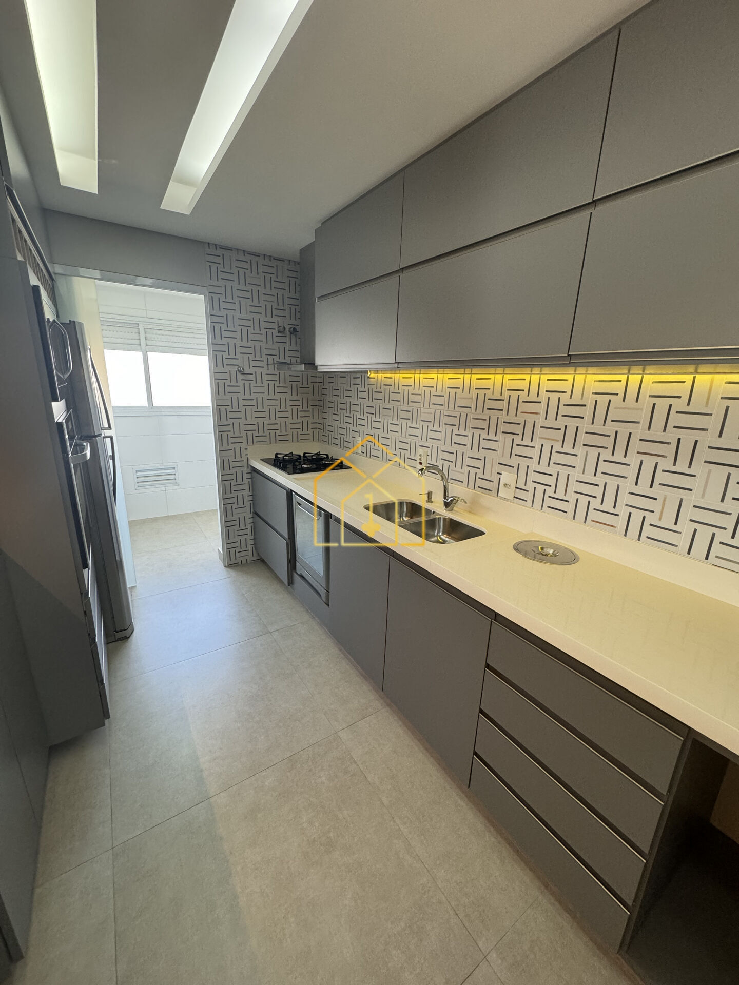 Apartamento à venda com 3 quartos, 91m² - Foto 13