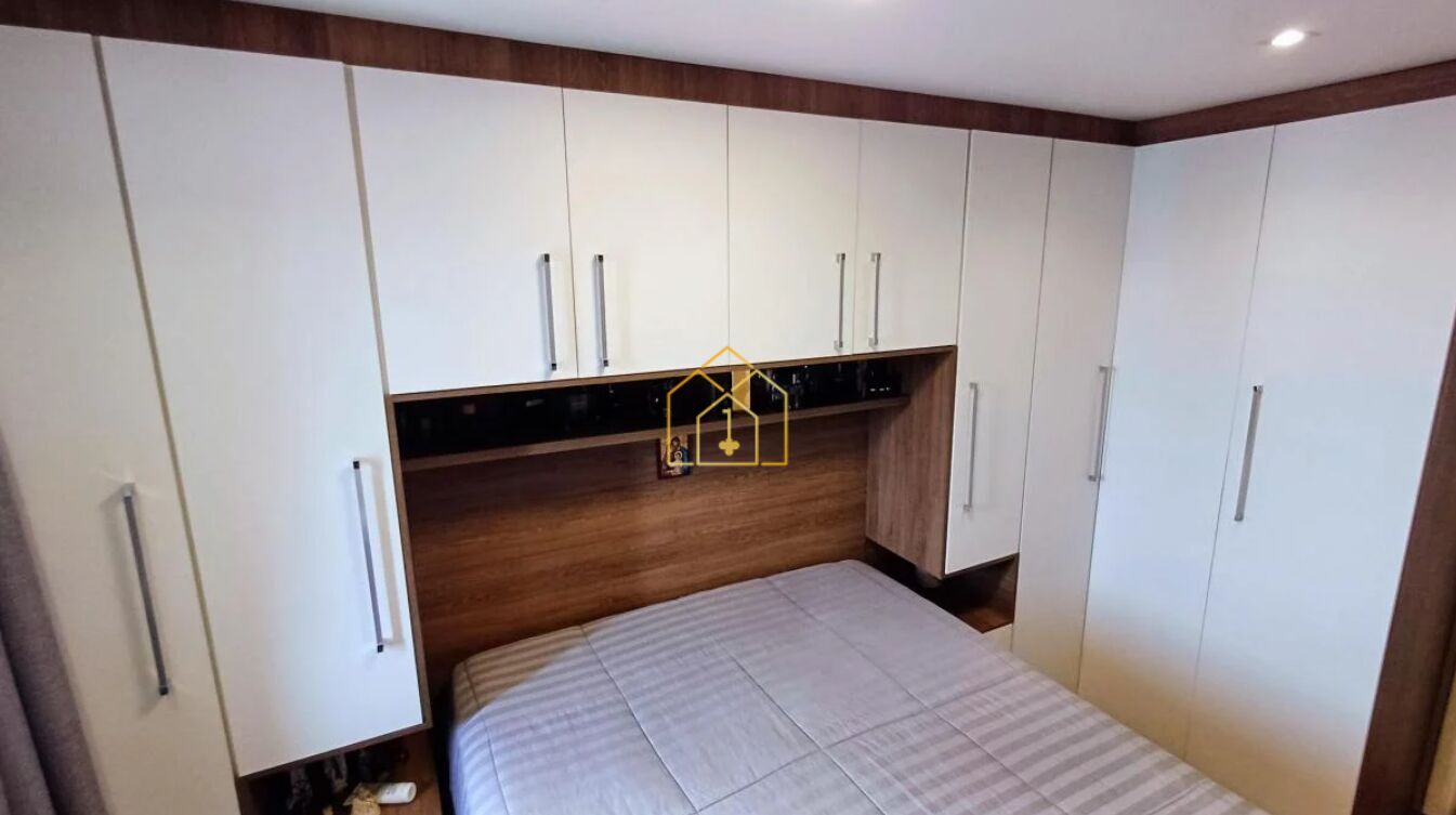 Apartamento à venda com 2 quartos, 67m² - Foto 11