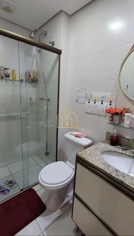 Apartamento à venda com 2 quartos, 67m² - Foto 14