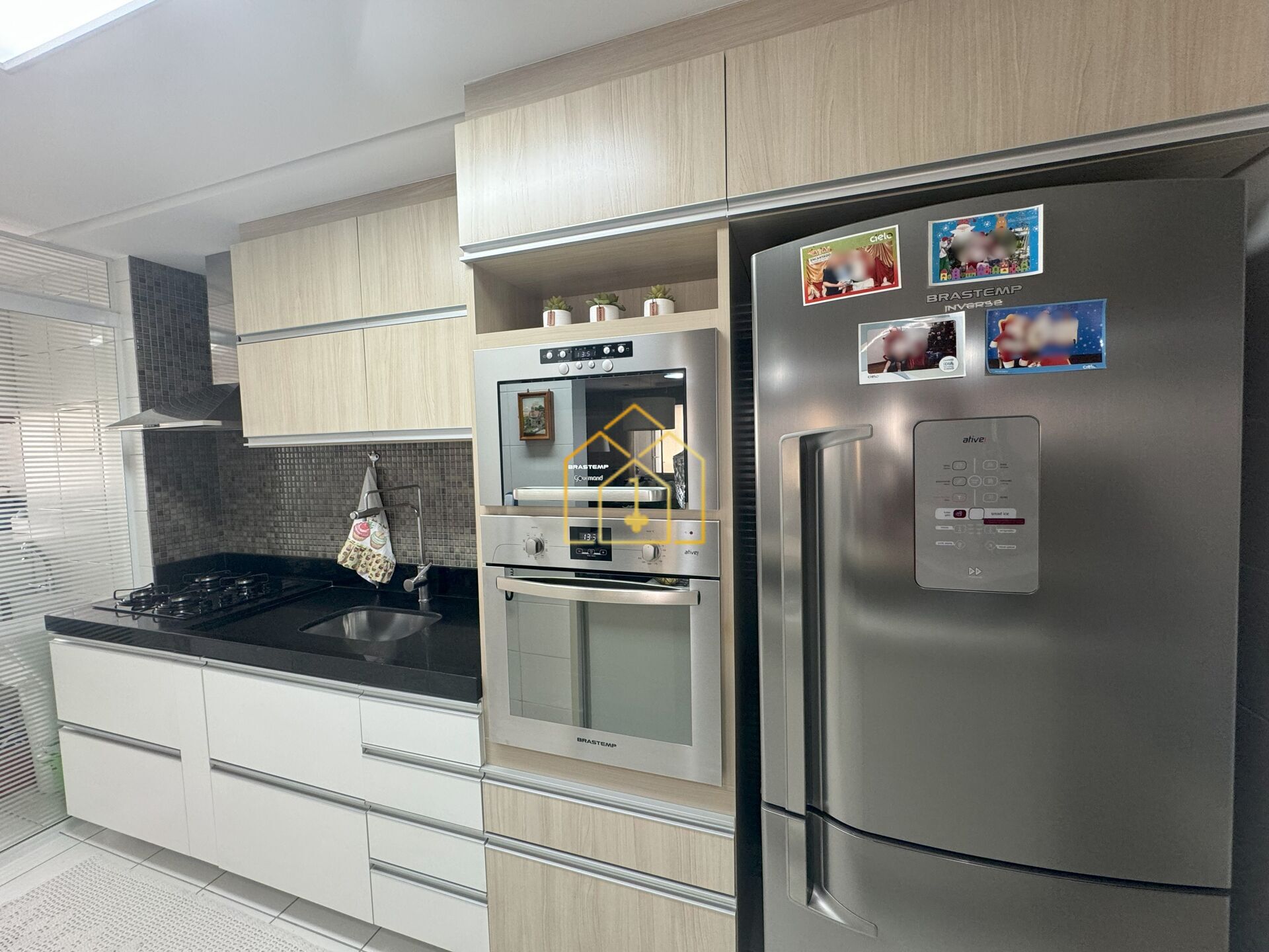 Apartamento à venda com 3 quartos, 115m² - Foto 4